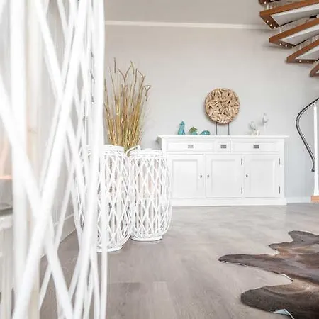 Apartment F35c _ 39 Mr_ Ocean Westerland